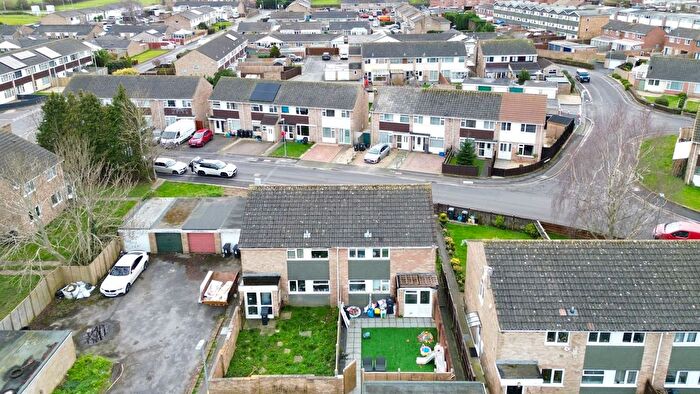 1 Bedroom Maisonette To Rent In Lime Tree Close, Bridgwater, TA6