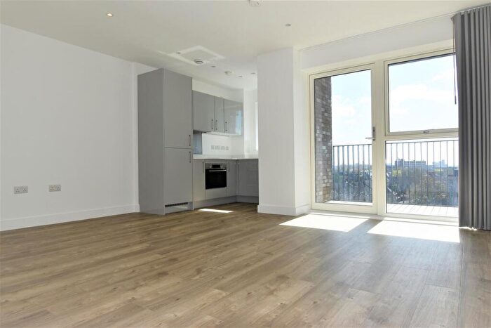 Studio To Rent In St Johns Road, Harrow, HA1