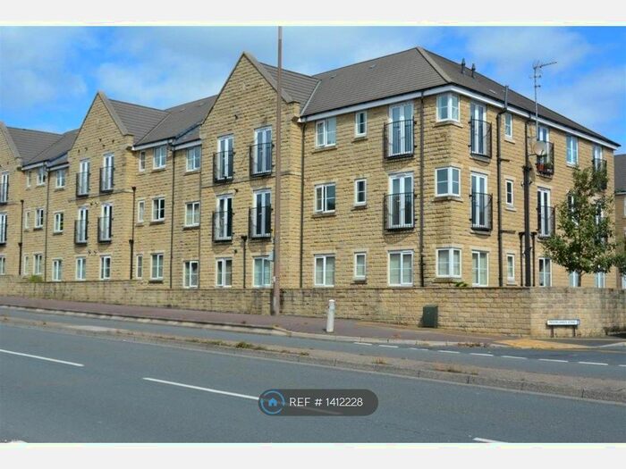 2 Bedroom Flat To Rent In Moorlands Edge, Huddersfield, HD3