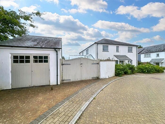 3 Bedroom Semi Detached House For Sale In Manaccan, Spacious Three Bedroom Home, TR12