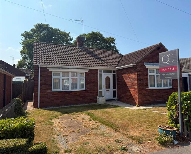 2 Bedroom Detached Bungalow For Sale In Linley Close, Leven, Beverley, HU17