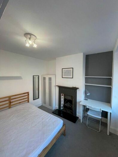 4 Bedroom Terraced House To Rent In Charter Street, Gillingham, Medway, ME7