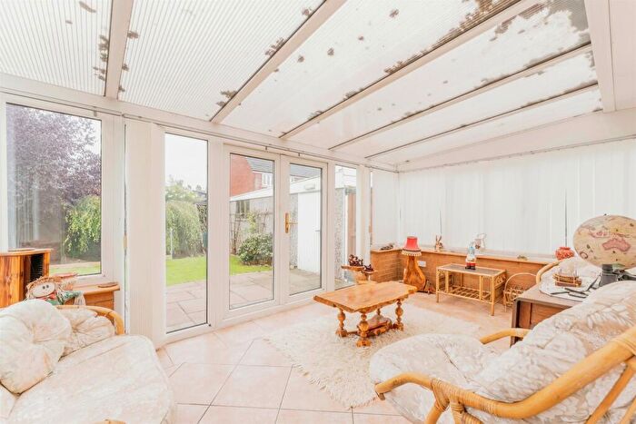 2 Bedroom Detached Bungalow For Sale In Saffron Road, Higham Ferrers, NN10