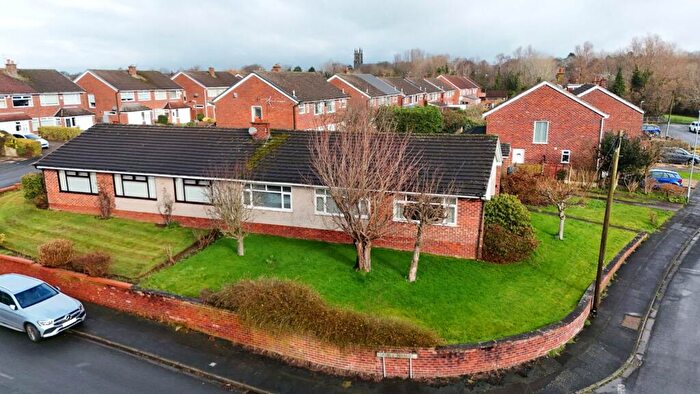 3 Bedroom Semi-Detached Bungalow For Sale In Eskdale Avenue, Aughton, L39