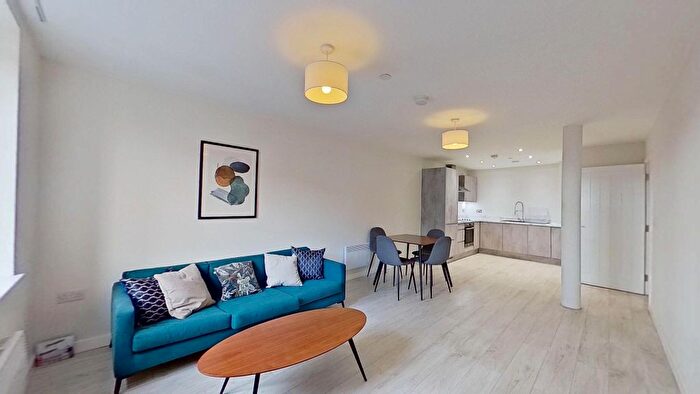 2 Bedroom Flat To Rent In Atkinson Street, Leeds, LS10
