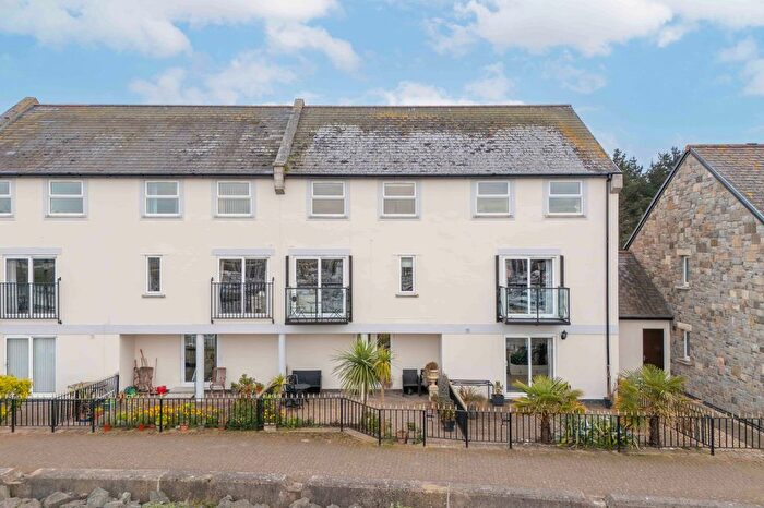 4 Bedroom Terraced House For Sale In Telford Close, Conwy, LL32