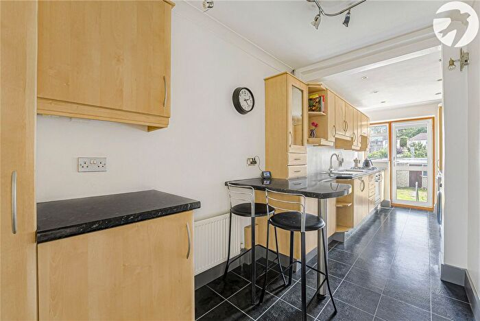 3 Bedroom Terraced House For Sale In Oakfield Park Road, Wilmington, Kent, DA1