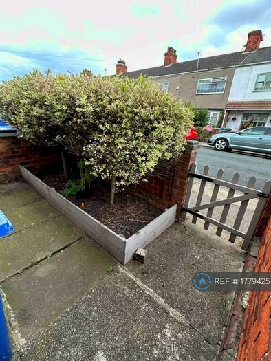 3 Bedroom Terraced House To Rent In Johnson Street, Cleethorpes, DN35