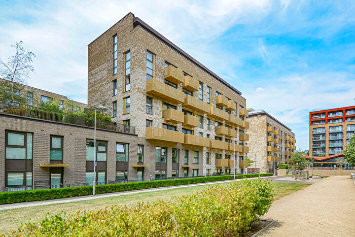 2 Bedroom Apartment For Sale In Greenland Place, Canada Water, SE8