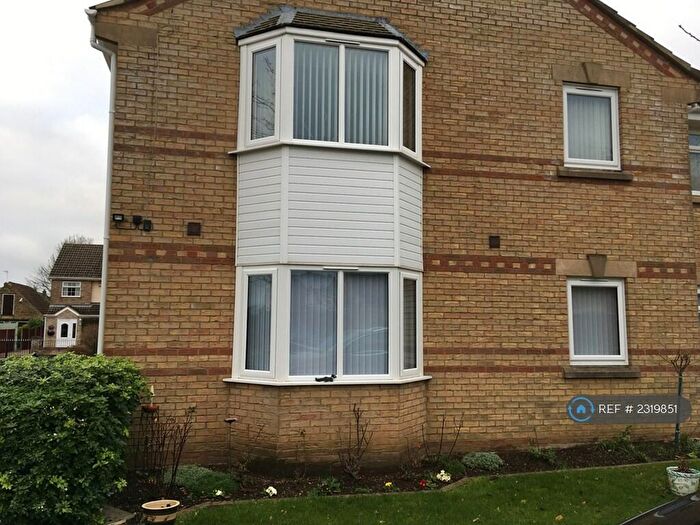 2 Bedroom Flat To Rent In Wren Court, Werrington, Peterborough, PE4