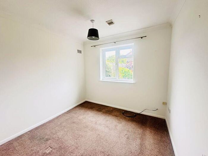 2 Bedroom Bungalow To Rent In Wolsey Way, Lincoln, LN2