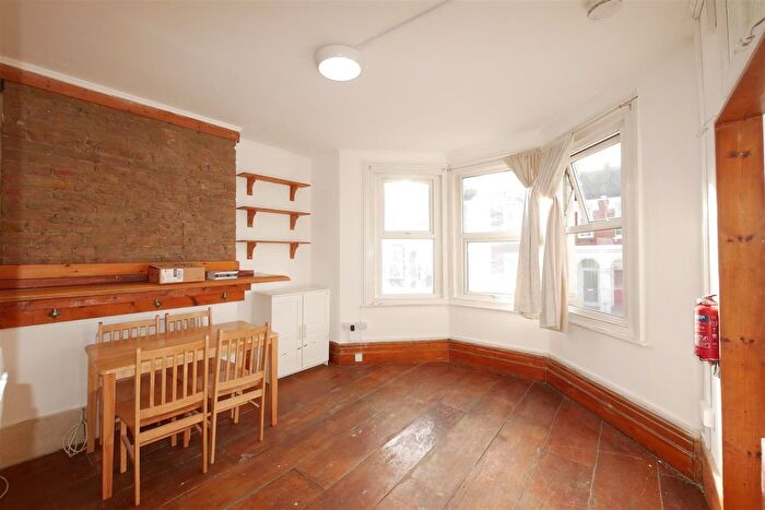 1 Bedroom Flat To Rent In Wightman Road, London, N4