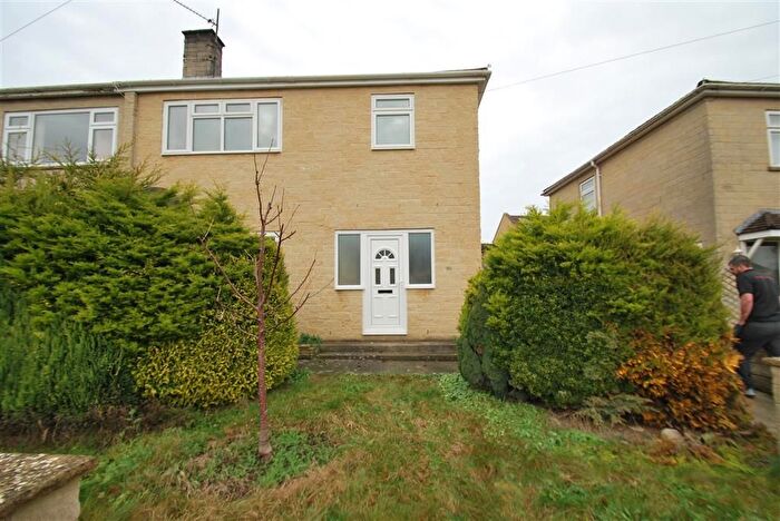 3 Bedroom Property To Rent In Brookfield Park, Bath, BA1