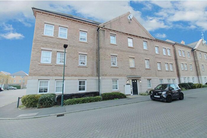 2 Bedroom Flat To Rent In Rainbow Road, Erith, DA8
