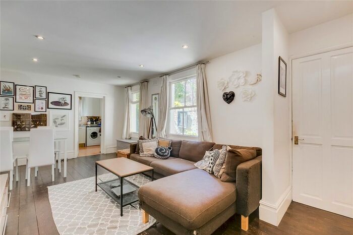 2 Bedroom Flat To Rent In Mayflower Road, London, SW9