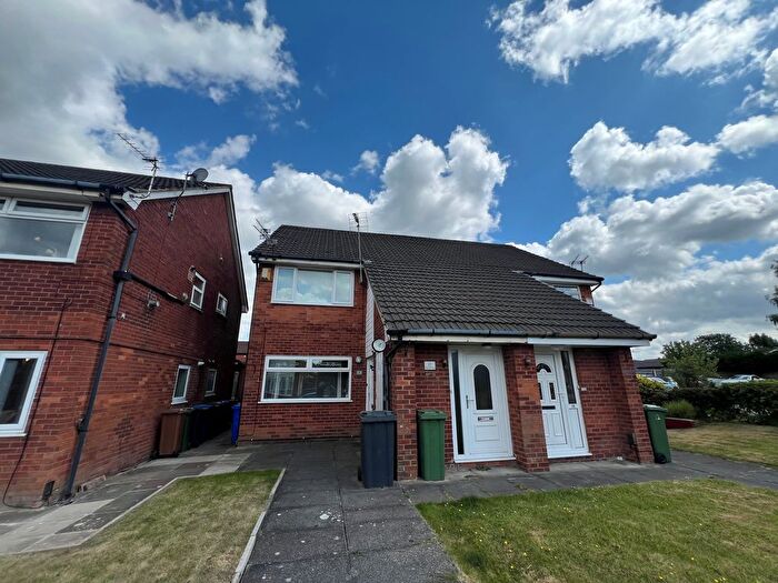 2 Bedroom Maisonette To Rent In Sandheys, Manchester, M34