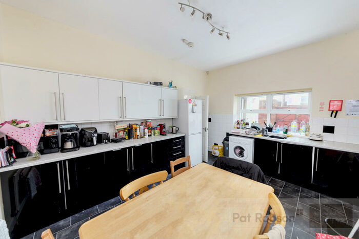 5 Bedroom House To Rent In Chester Street, Sandyford, Newcastle-Upon-Tyne, NE2