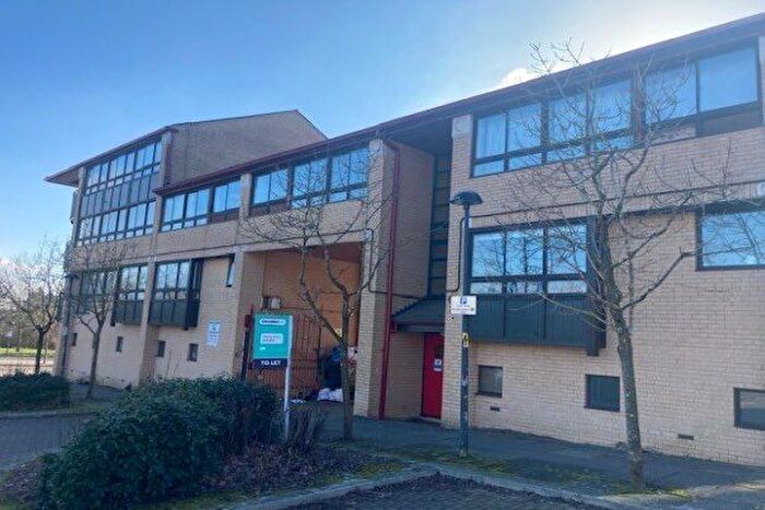 2 Bedroom Flat To Rent In South Seventh Street, Milton Keynes, MK9