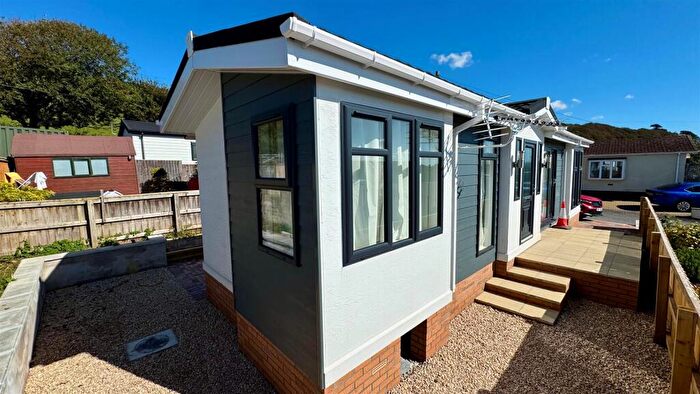 2 Bedroom Park Home For Sale In Dune View Park Homes, EX33