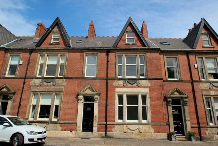 6 Bedroom Terraced House To Rent In Camp Terrace, North Shields, NE29