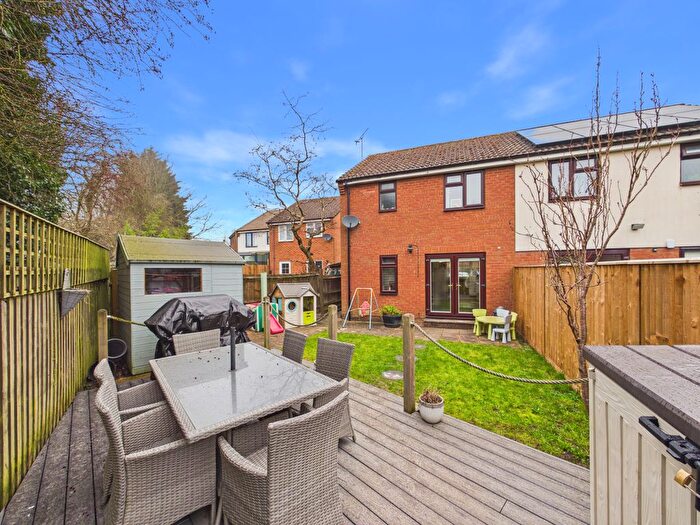 3 Bedroom Semi-detached House For Sale In Barkus Way, Stokenchurch, High Wycombe, Buckinghamshire, HP14