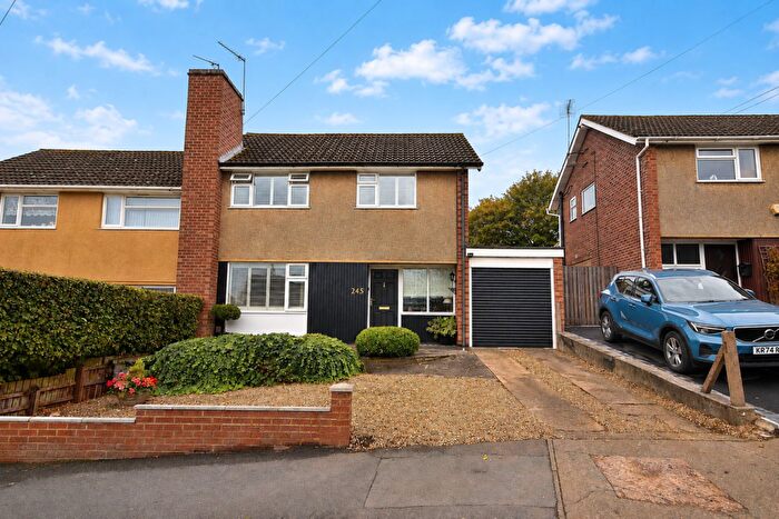 3 Bedroom Semi-Detached House For Sale In Eastern Avenue North, Northampton, NN2