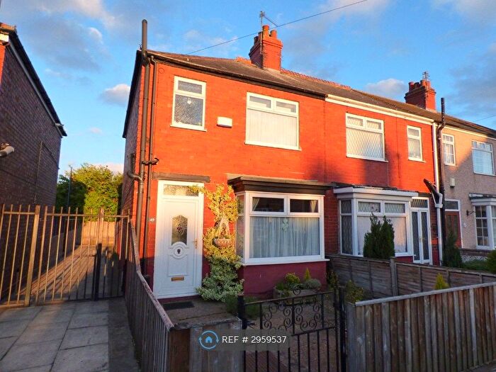 2 Bedroom End Terrace House To Rent In Grange Walk, Grimsby, DN34