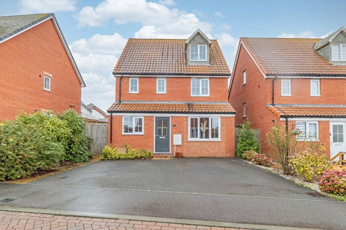 4 Bedroom Detached House For Sale In Cordale Road, Aylesham, Canterbury, Kent, CT3