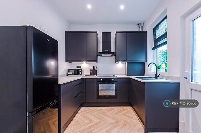 4 Bedroom Terraced House To Rent In Trafford Road, Eccles, Manchester, M30