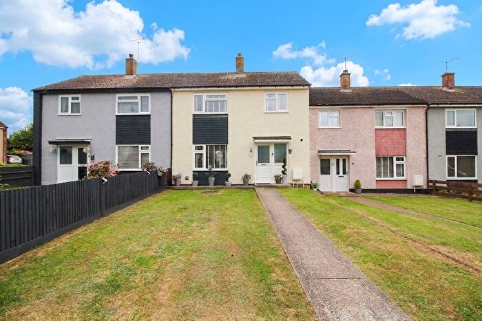 3 Bedroom Terraced House For Sale In Nine Acres, Kennington, TN24