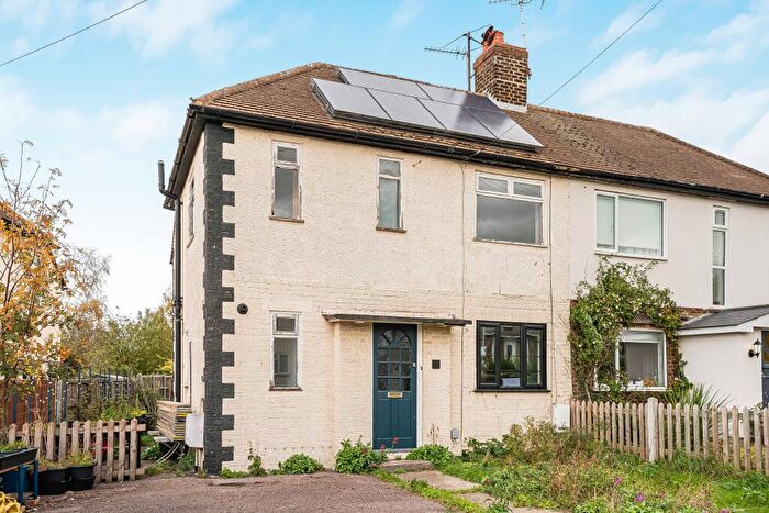 2 Bedroom Semi-Detached House For Sale In Common Rise, Hitchin, SG4