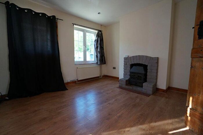 2 Bedroom Cottage To Rent In Little Blakenham, IP8