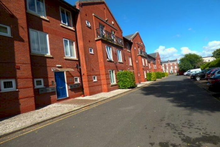 2 Bedroom Flat To Rent In Egerton Street, Liverpool L8