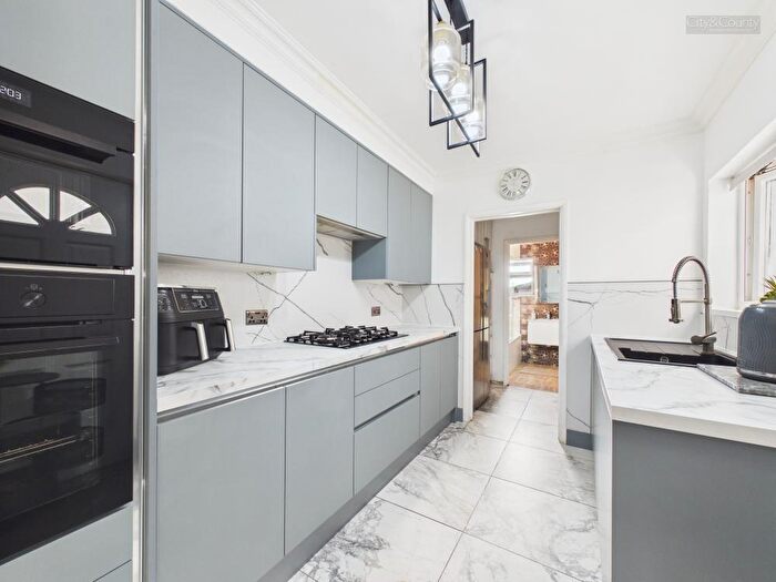 3 Bedroom Terraced House To Rent In Midland Road, Peterborough, PE3