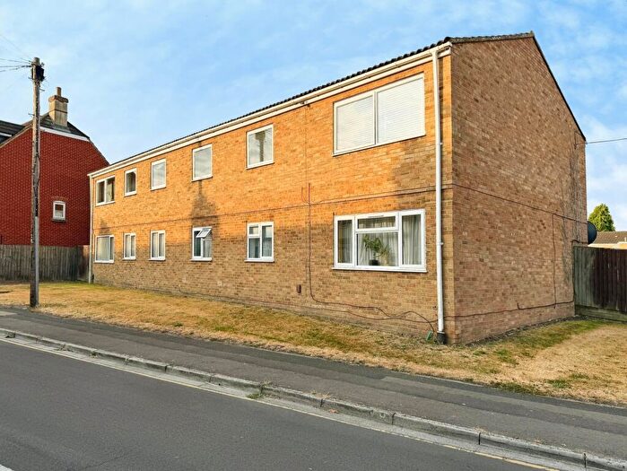 2 Bedroom Apartment For Sale In Dores Court, Swindon, Wiltshire, SN2