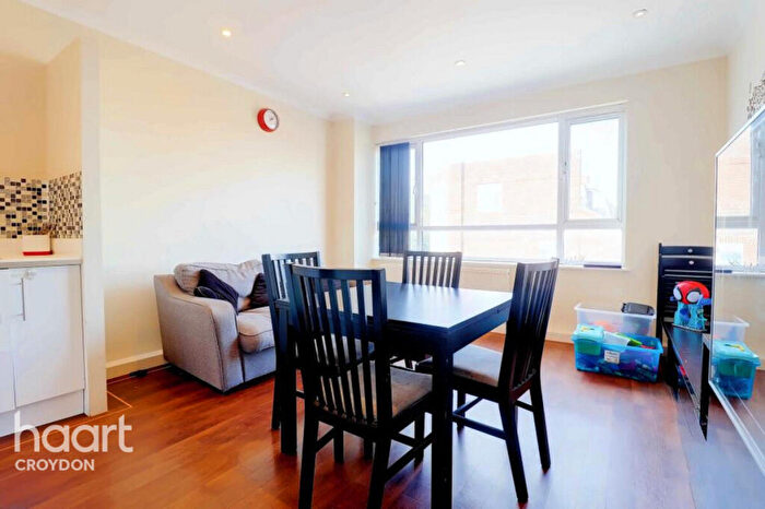 2 Bedroom Flat To Rent In London Road, Thornton Heath, CR7