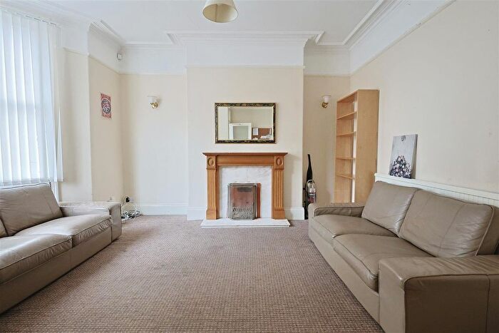 5 Bedroom Terraced House To Rent In Ripon Gardens, Jesmond Vale, Newcastle Upon Tyne, NE2