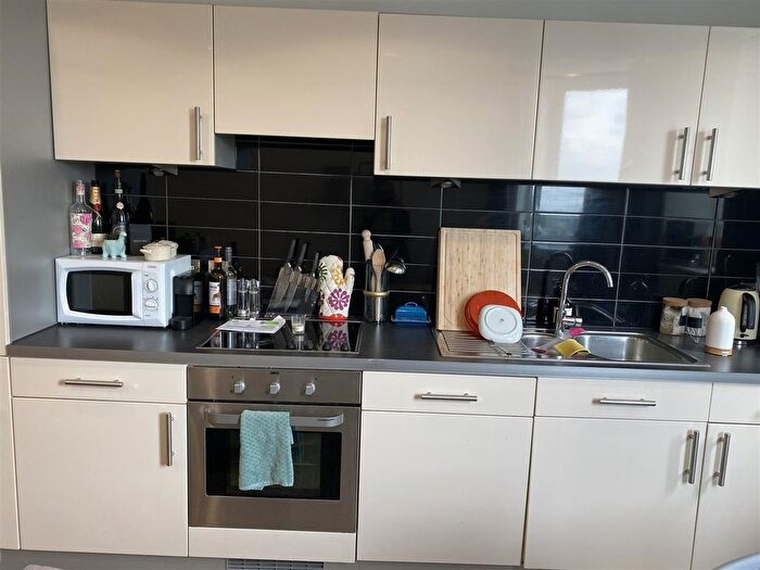 2 Bedroom Flat To Rent In The Heart, Media City, Salford Quays, M50