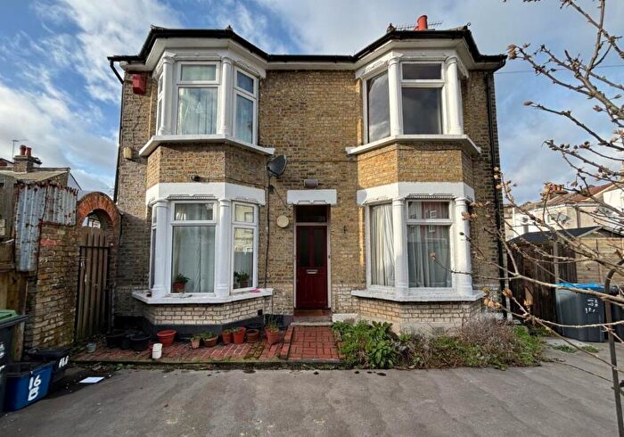 2 Bedroom Semi Detached House For Sale In A Alpha Road, Croydon, Surrey, CR0