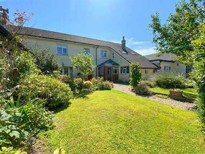 6 Bedroom Barn Conversion For Sale In Flexible Country Residence With Annex, Gilly Gabben, TR12