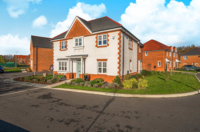 4 Bedroom Detached House For Sale In Reeves Close, Hungerford, RG17