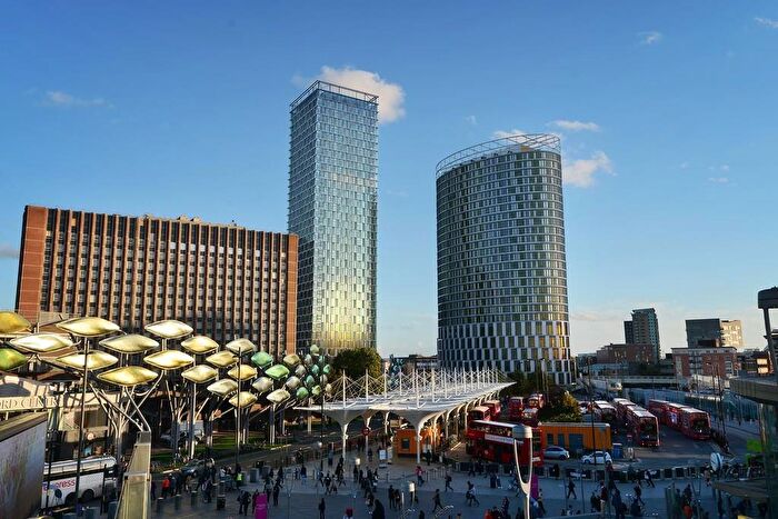 2 Bedroom Flat To Rent In Stratosphere Tower, E15