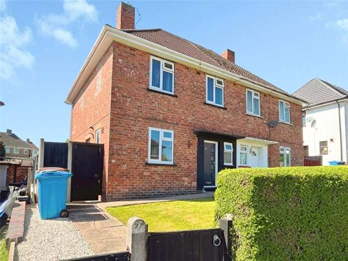 3 Bedroom Semi Detached House For Sale In Beresford Drive, Ilkeston, Derbyshire, DE7