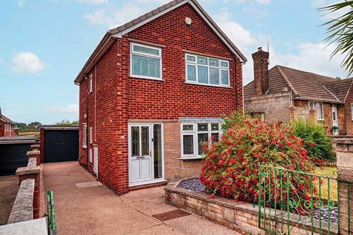 3 Bedroom Detached House For Sale In Bolsover Road, Shuttlewood, S44