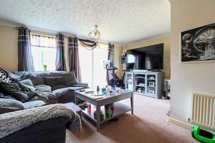 3 Bedroom Semi-Detached House To Rent In Burdett Grove, Whittlesey, Peterborough, PE7