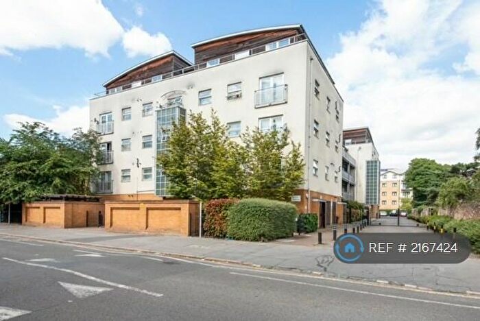 1 Bedroom Flat To Rent In Solar Court, Croydon, CR0