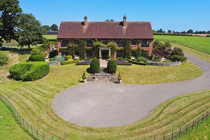 6 Bedroom Detached House For Sale In Cublington Road, Aston Abbotts, HP22