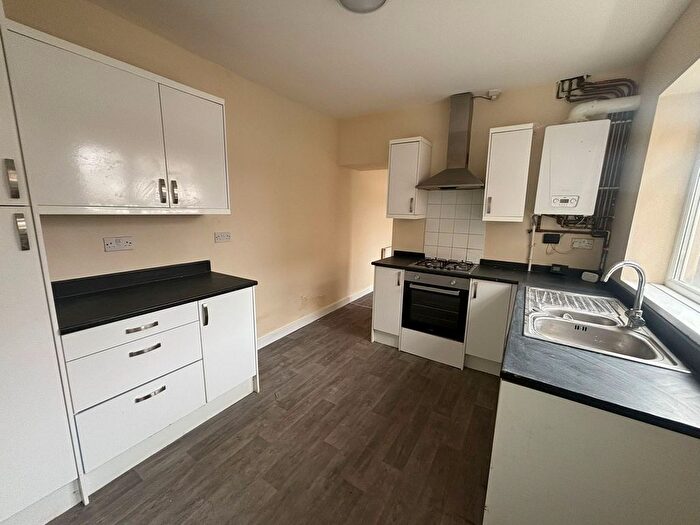 4 Bedroom End Terrace House To Rent In Whittington Street, Neath, SA11