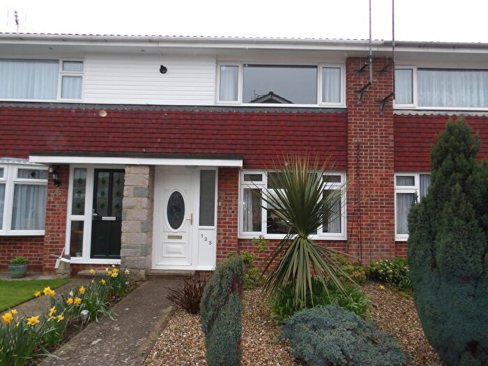 2 Bedroom House To Rent In Merton Road, Maginford, ME15