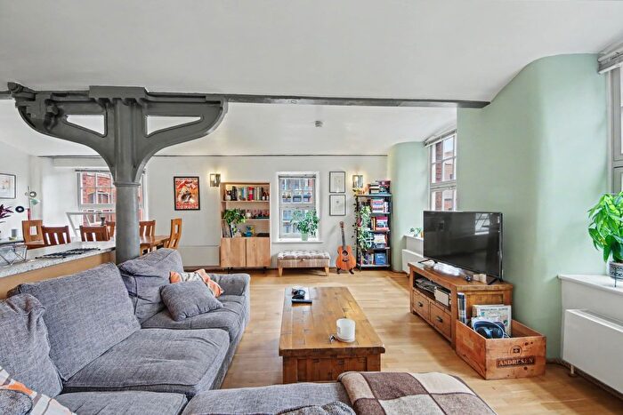 2 Bedroom Flat For Sale In Royal Mills, Cotton Street, Manchester, M4